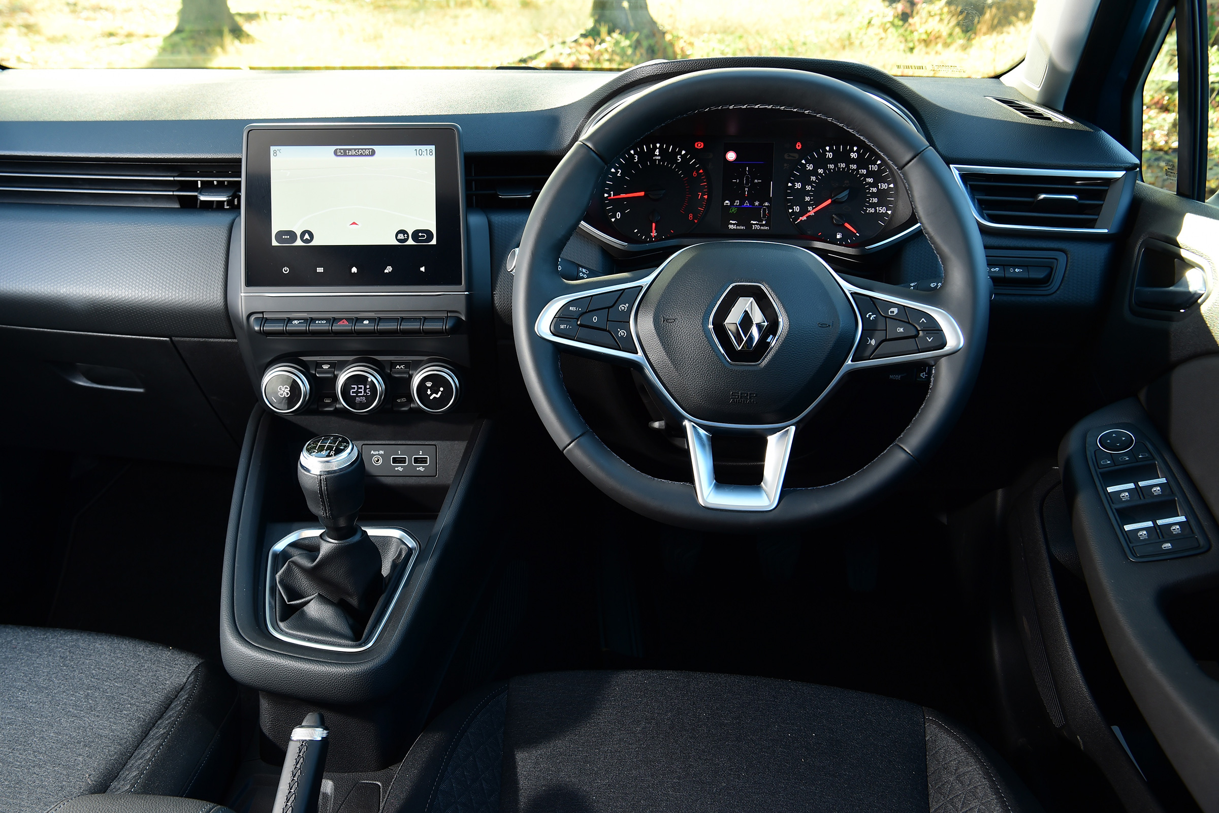 Renault Clio - interior