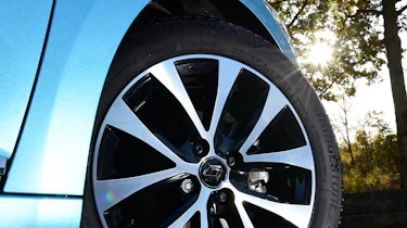 Renault Clio - wheel
