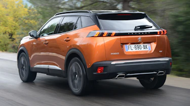 Peugeot 2008 - rear tracking