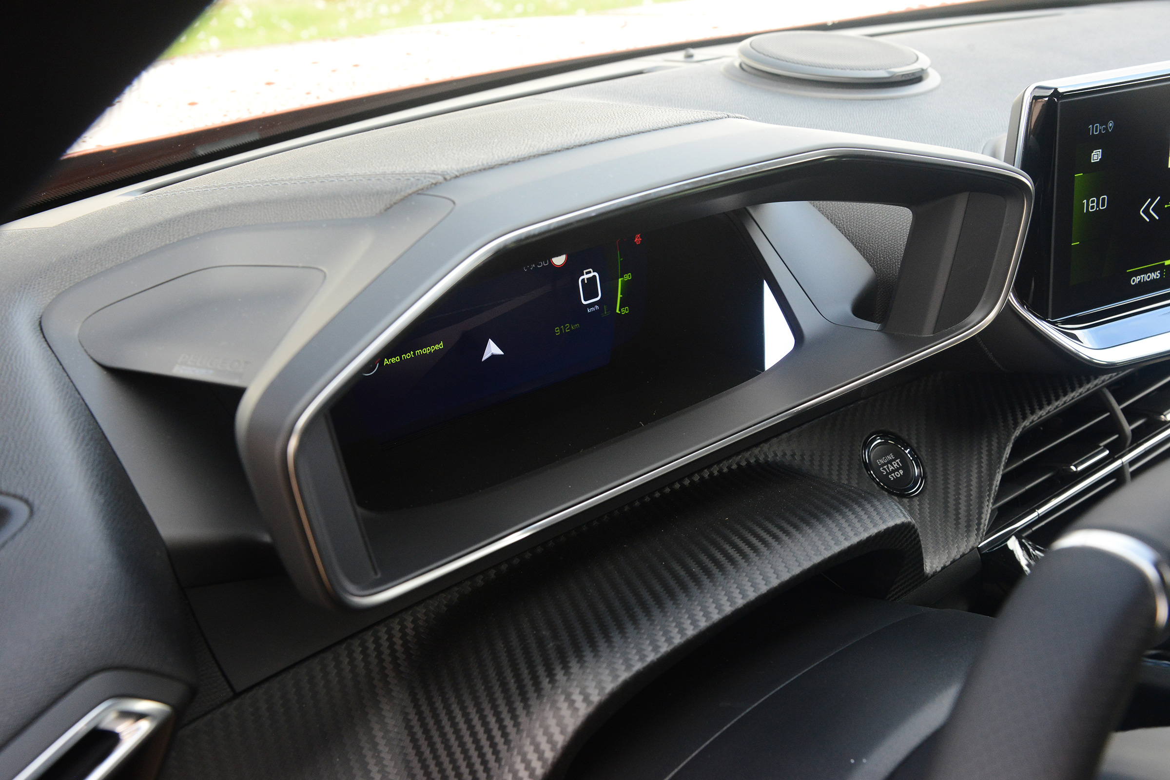 Peugeot 2008 - instrument binnacle 