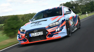 Hyundai RM19 - front tracking