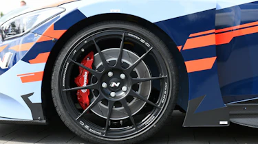 Hyundai RM19 - front wheel