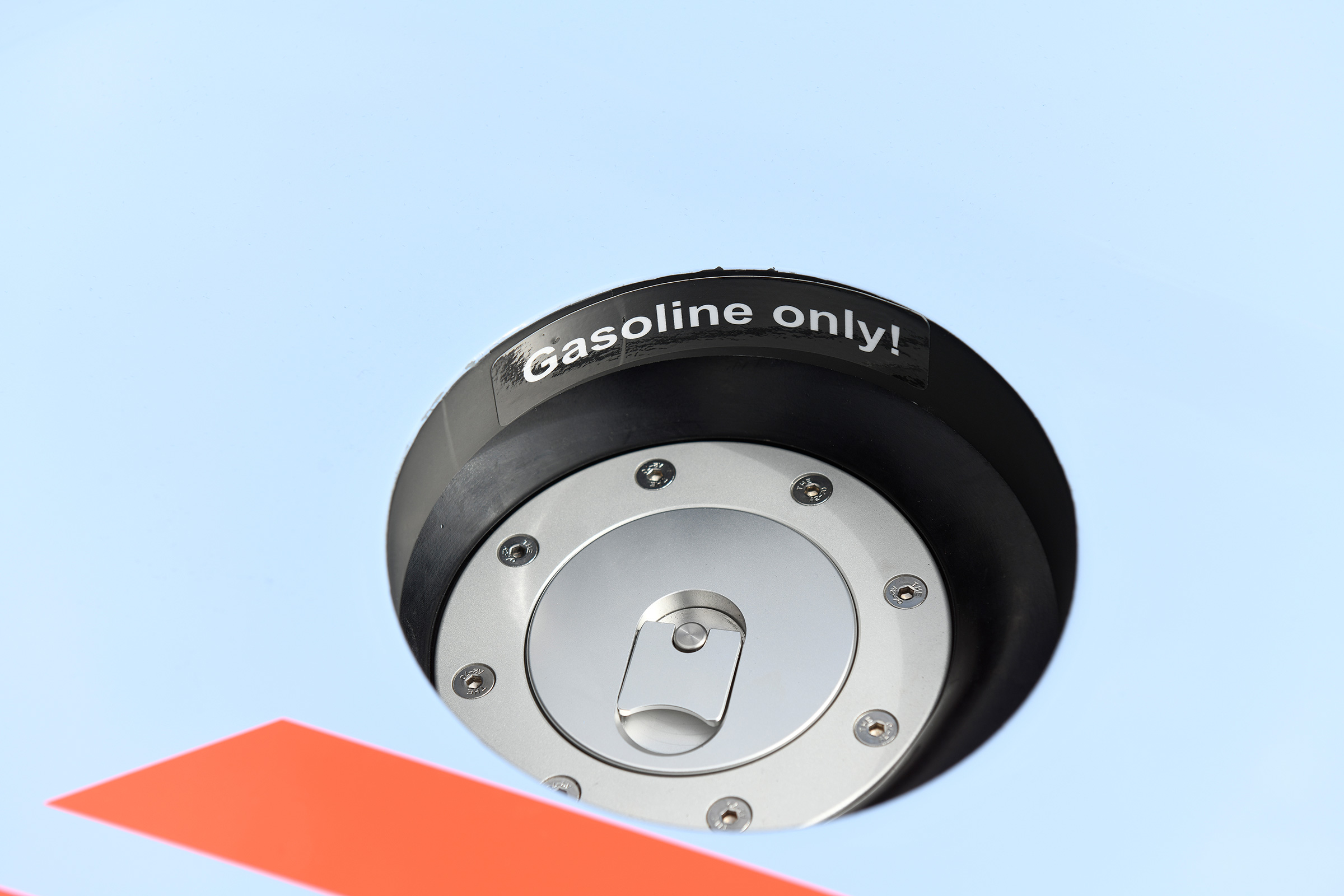 Hyundai RM19 - fuel cap