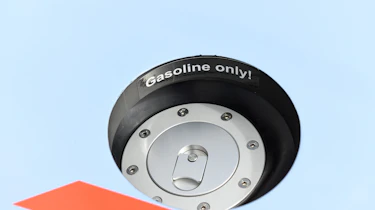 Hyundai RM19 - fuel cap