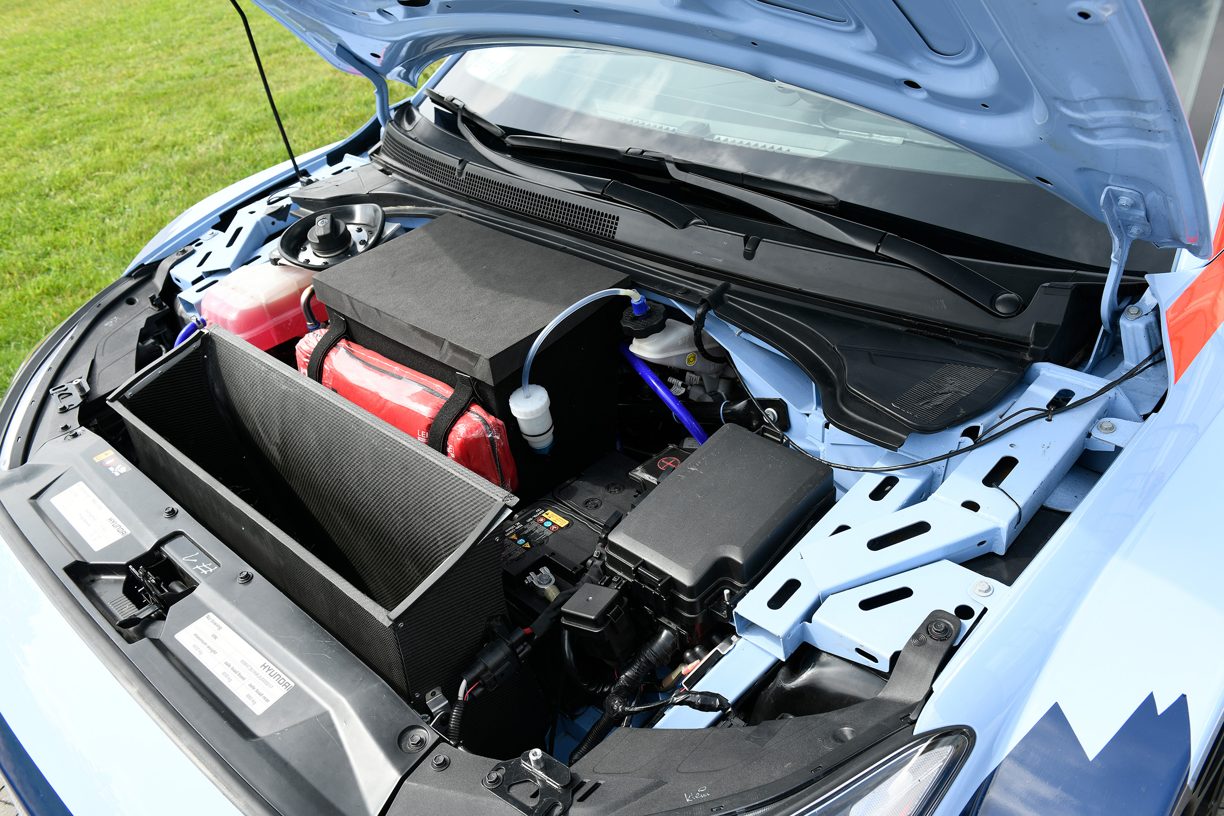 Hyundai RM19 - bonnet