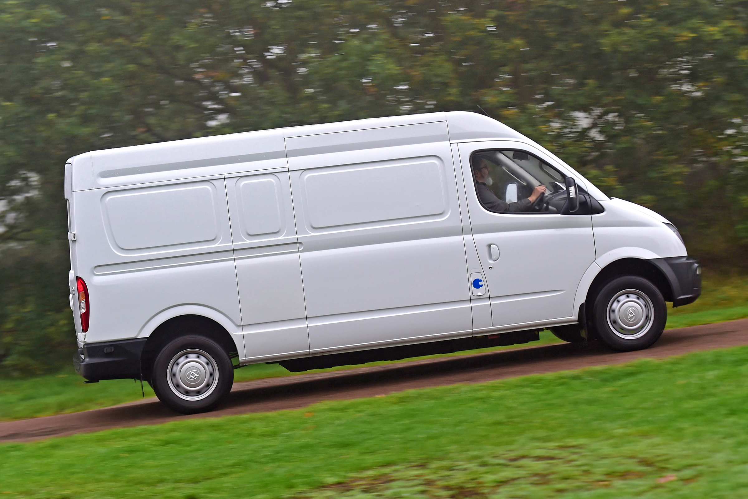LDV EV80 right