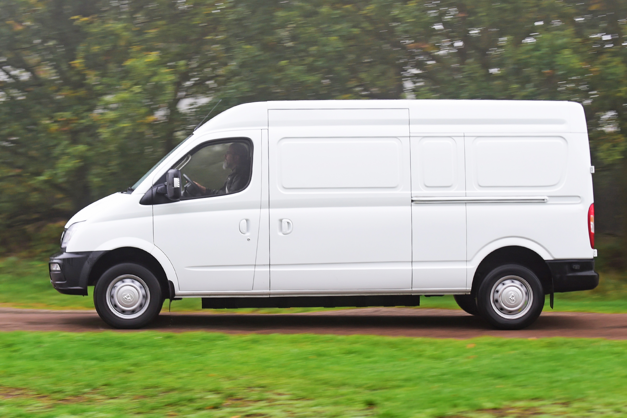 LDV EV80 left