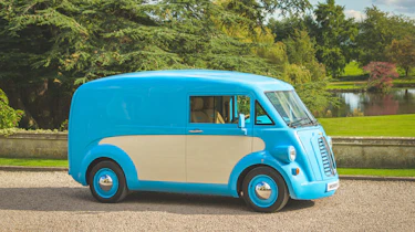 Morris JE - front static