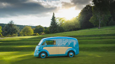 Morris JE - side panning