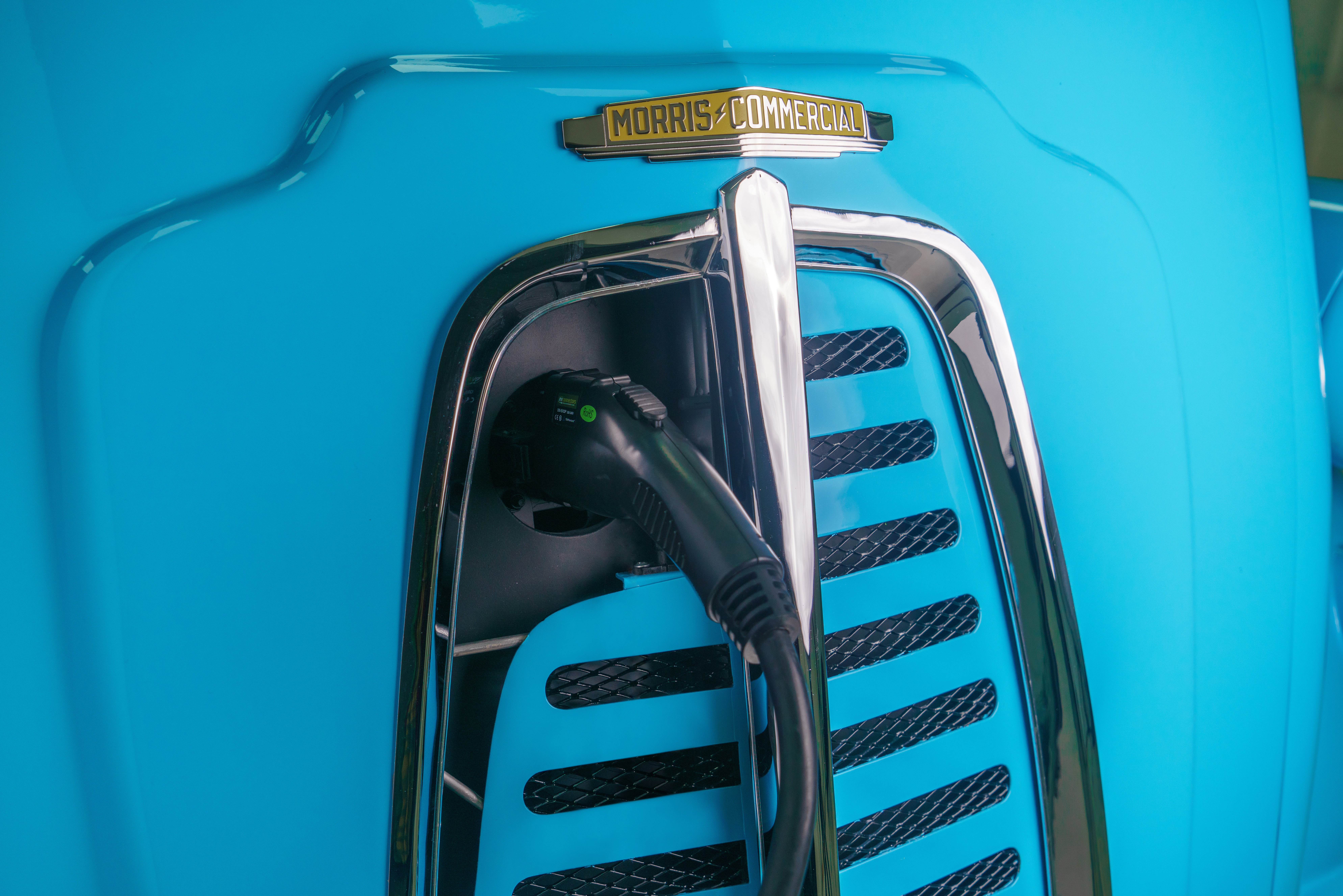 Morris JE - charging