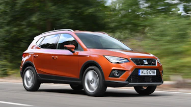 SEAT Arona front