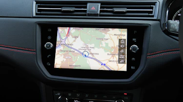 SEAT Arona sat nav