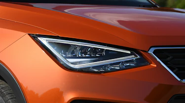 SEAT Arona headlight
