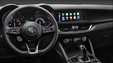 Alfa Romeo Stelvio - interior