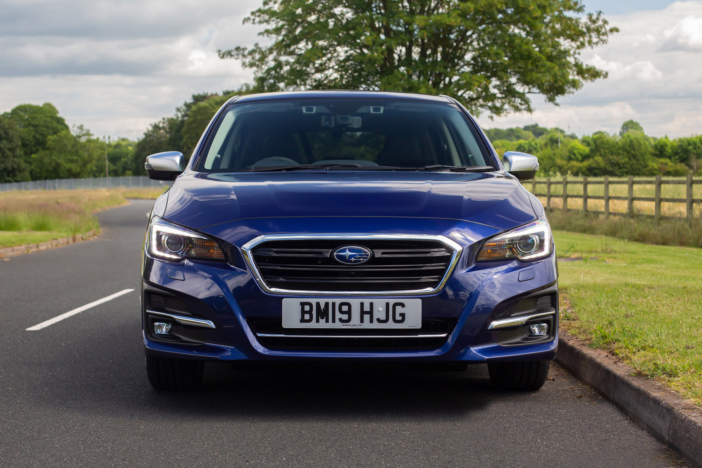 Subaru Levorg front