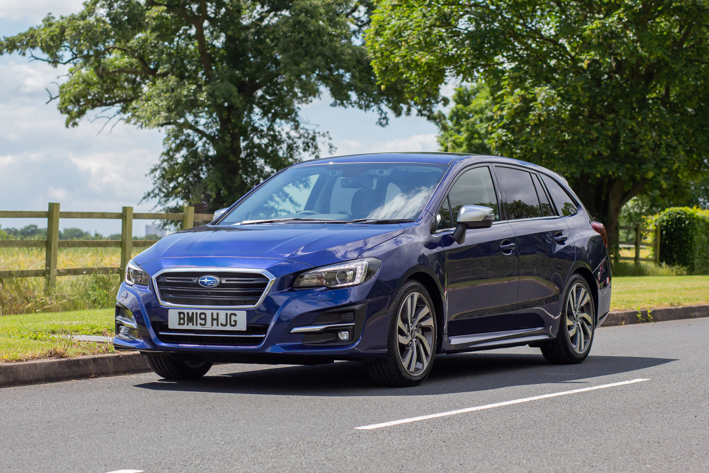 Subaru Levorg front