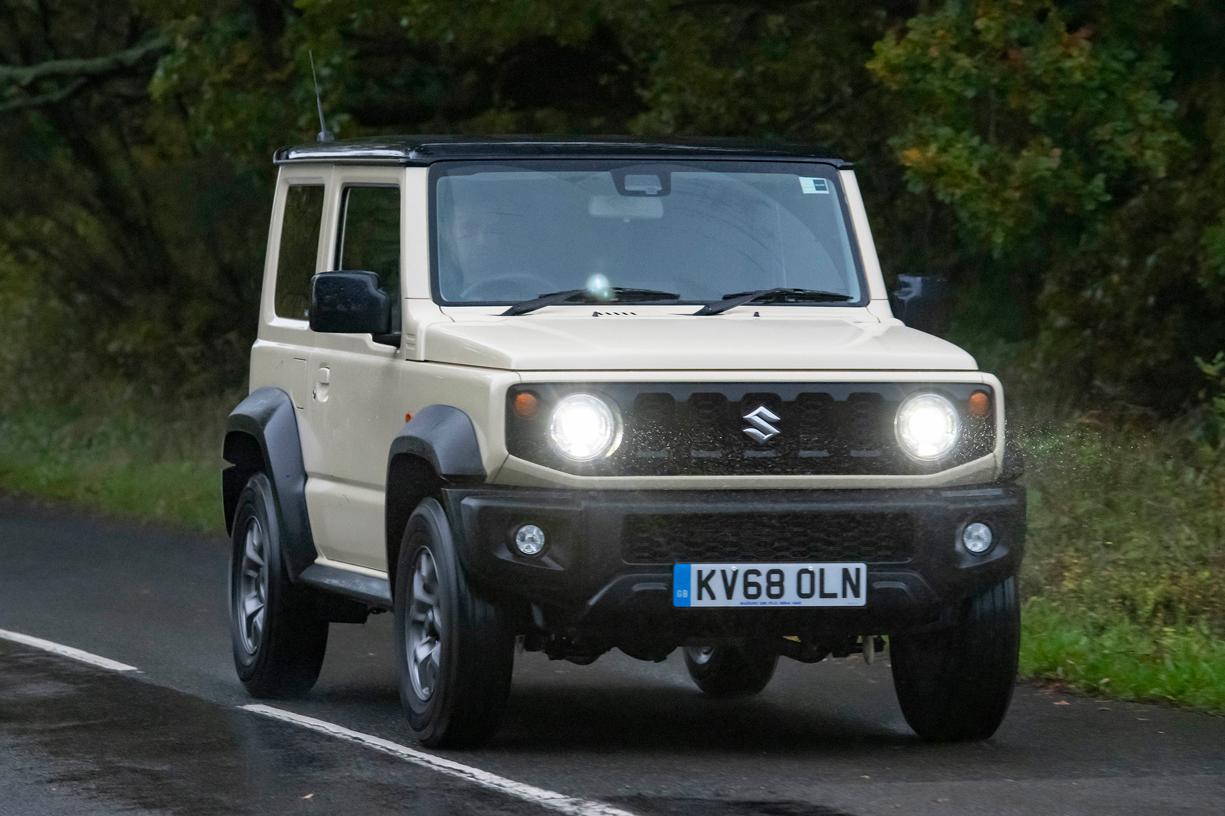 Suzuki Jimny - long term test - front tracking
