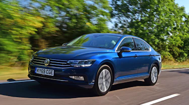 Volkswagen Passat front