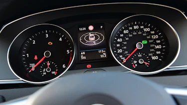 Volkswagen Passat dash