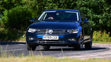 Volkswagen Passat front