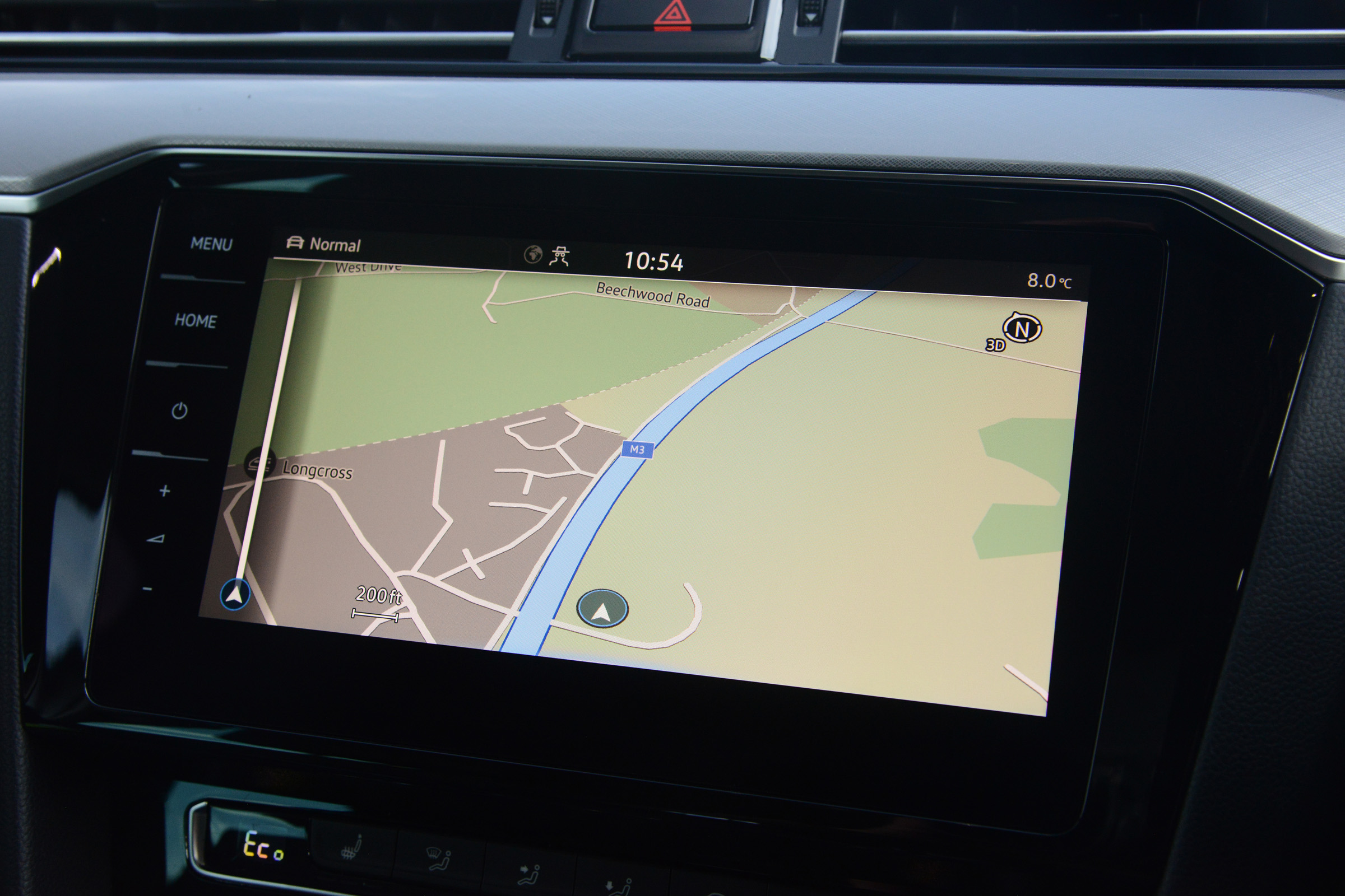 Volkswagen Passat GTE infotainment