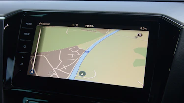 Volkswagen Passat GTE infotainment