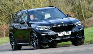 BMW X5 xDrive45e - front