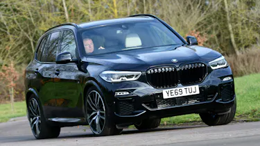 BMW X5 xDrive45e - front
