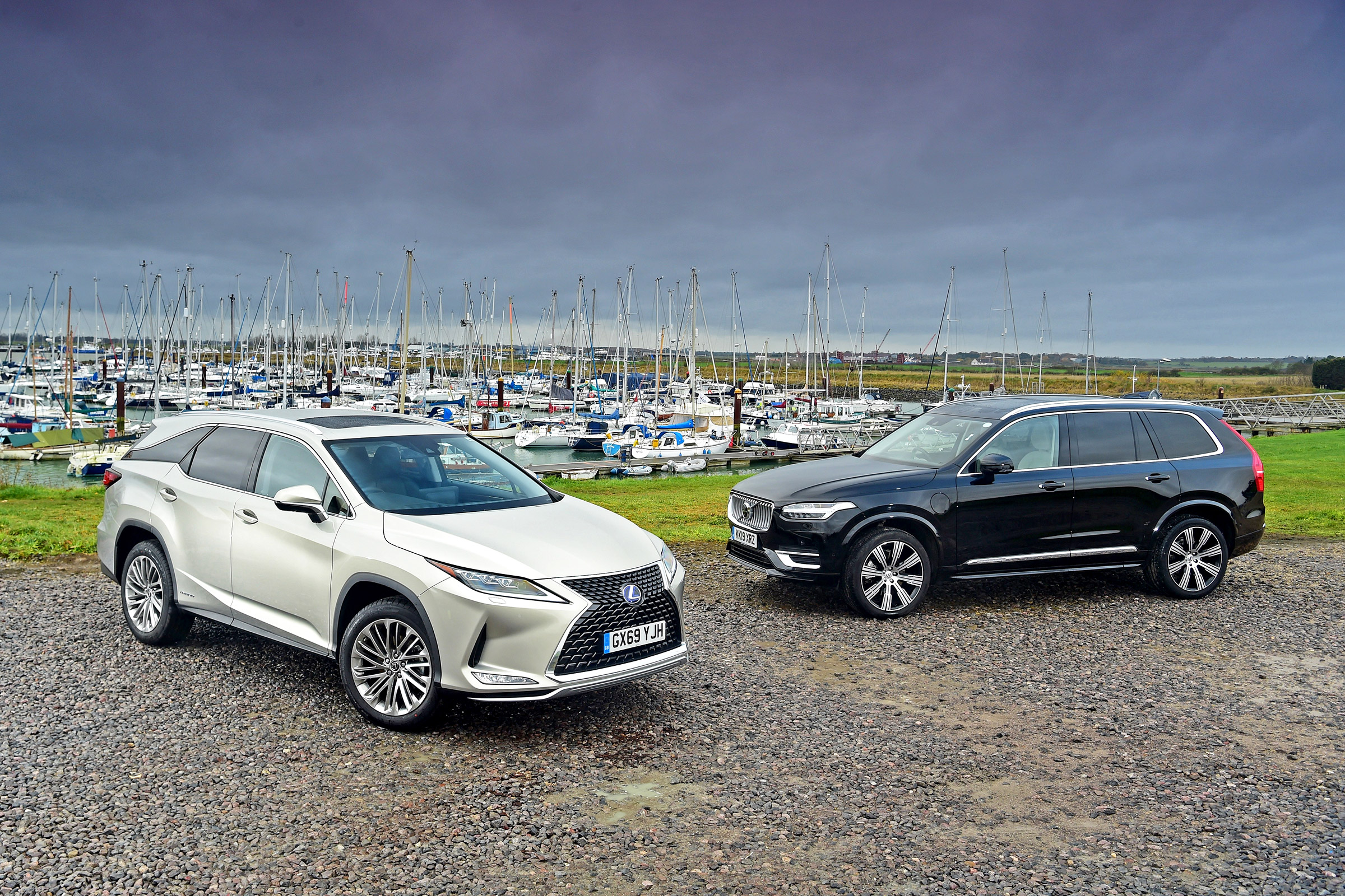 Lexus RX vs Volvo XC90 - header