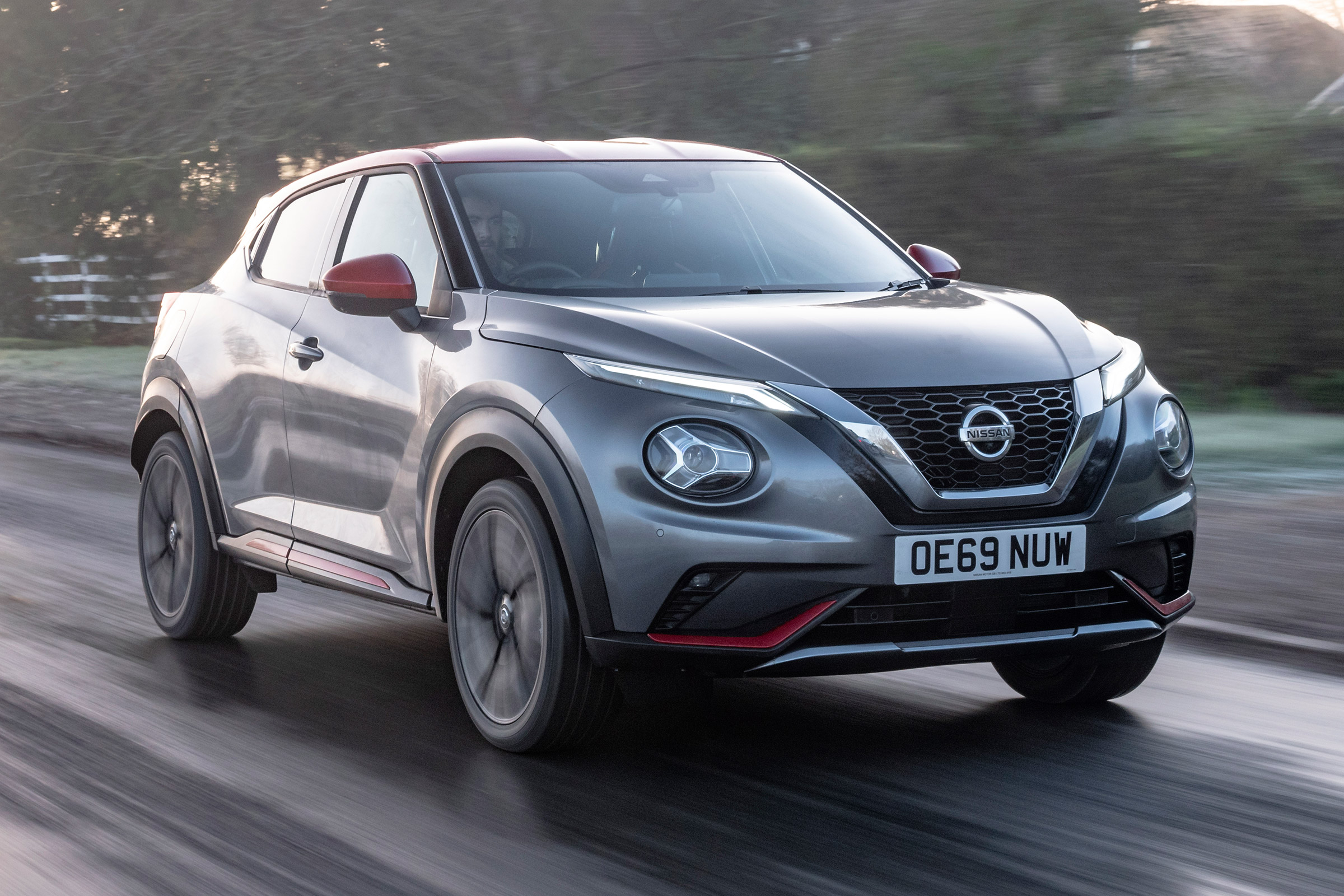 Nissan Juke - front