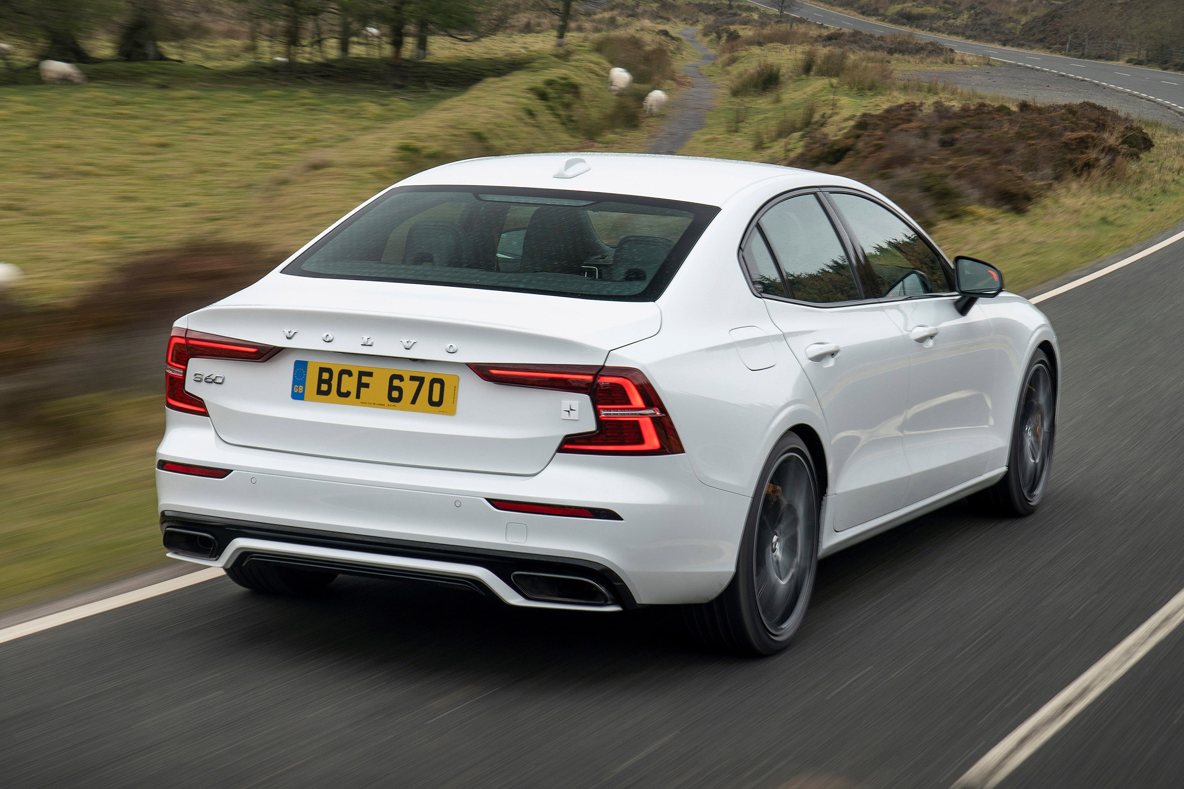Volvo S60 Polestar Engineered - rear tracking