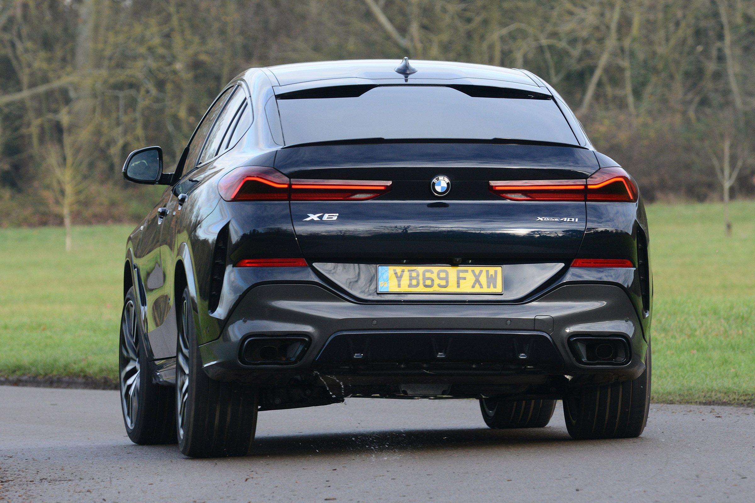 BMW X6 - rear