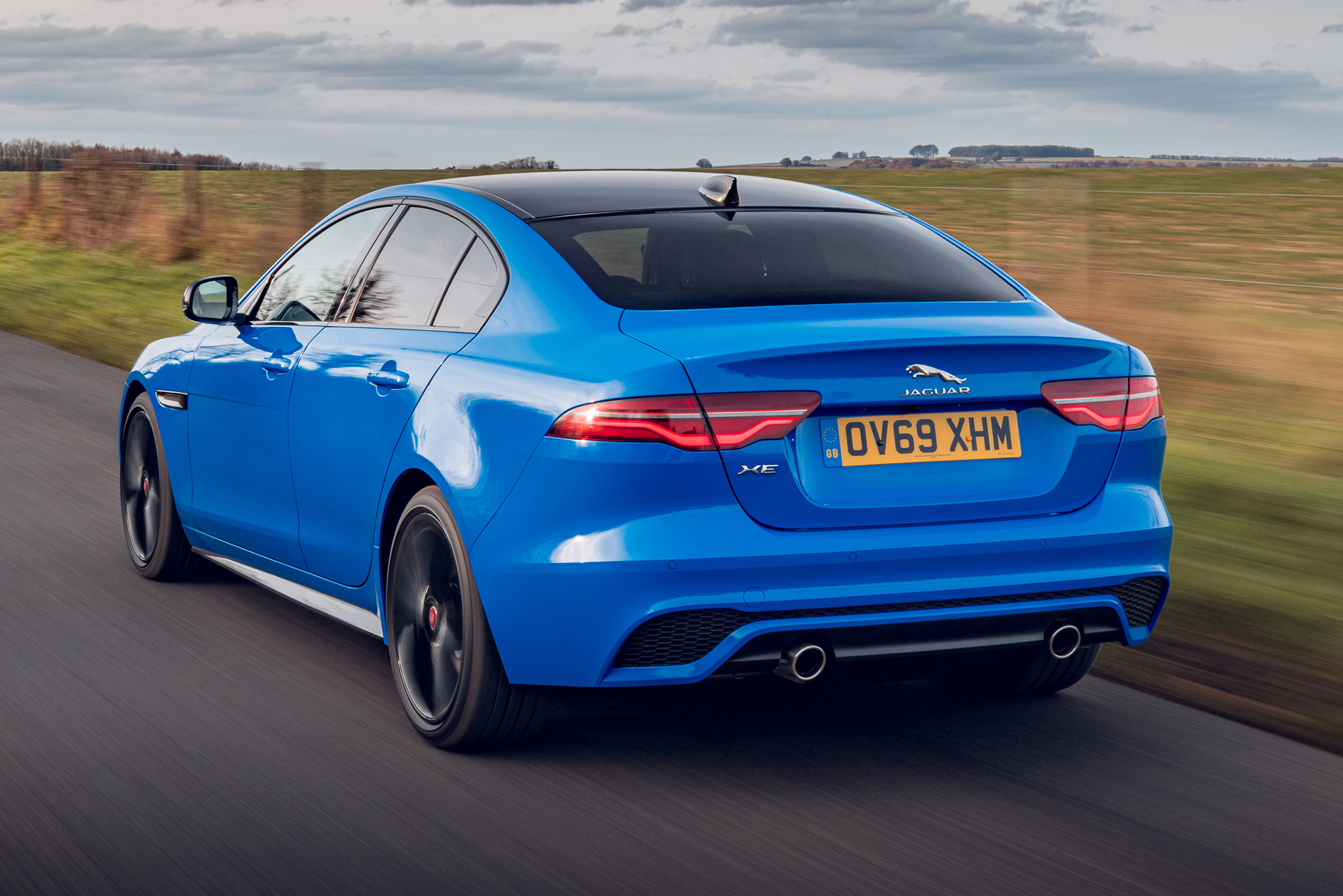 Jaguar XE Reims Edition - rear
