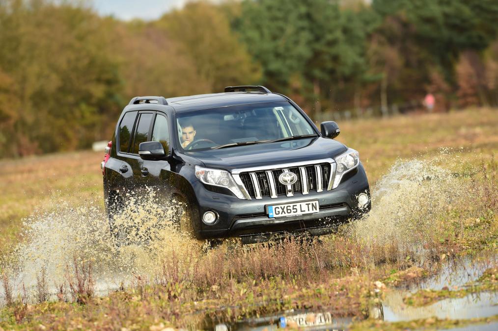 Used Toyota Land Cruiser - front off-road