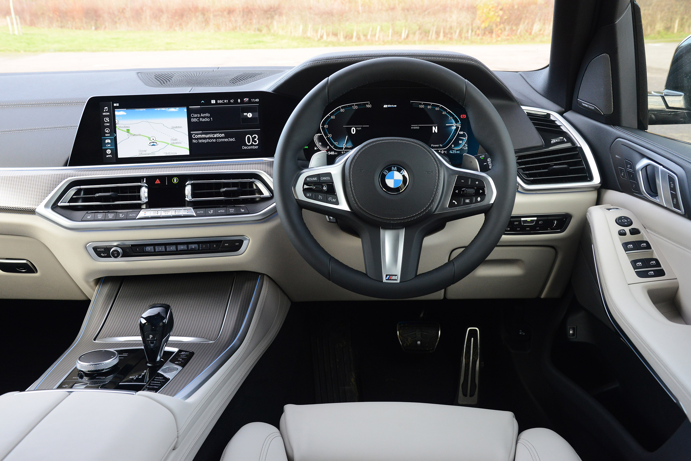 BMW X5 xDrive45e - dash
