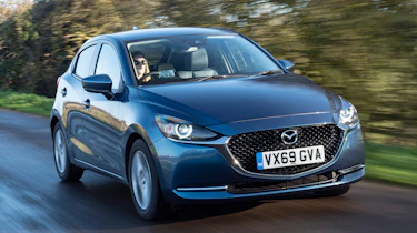 Mazda 2 - front tracking