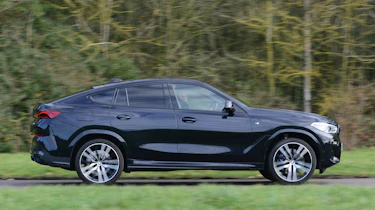 BMW X6 - side