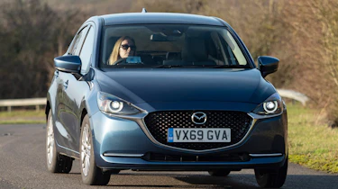Mazda 2 - front corneringMazda 2 -