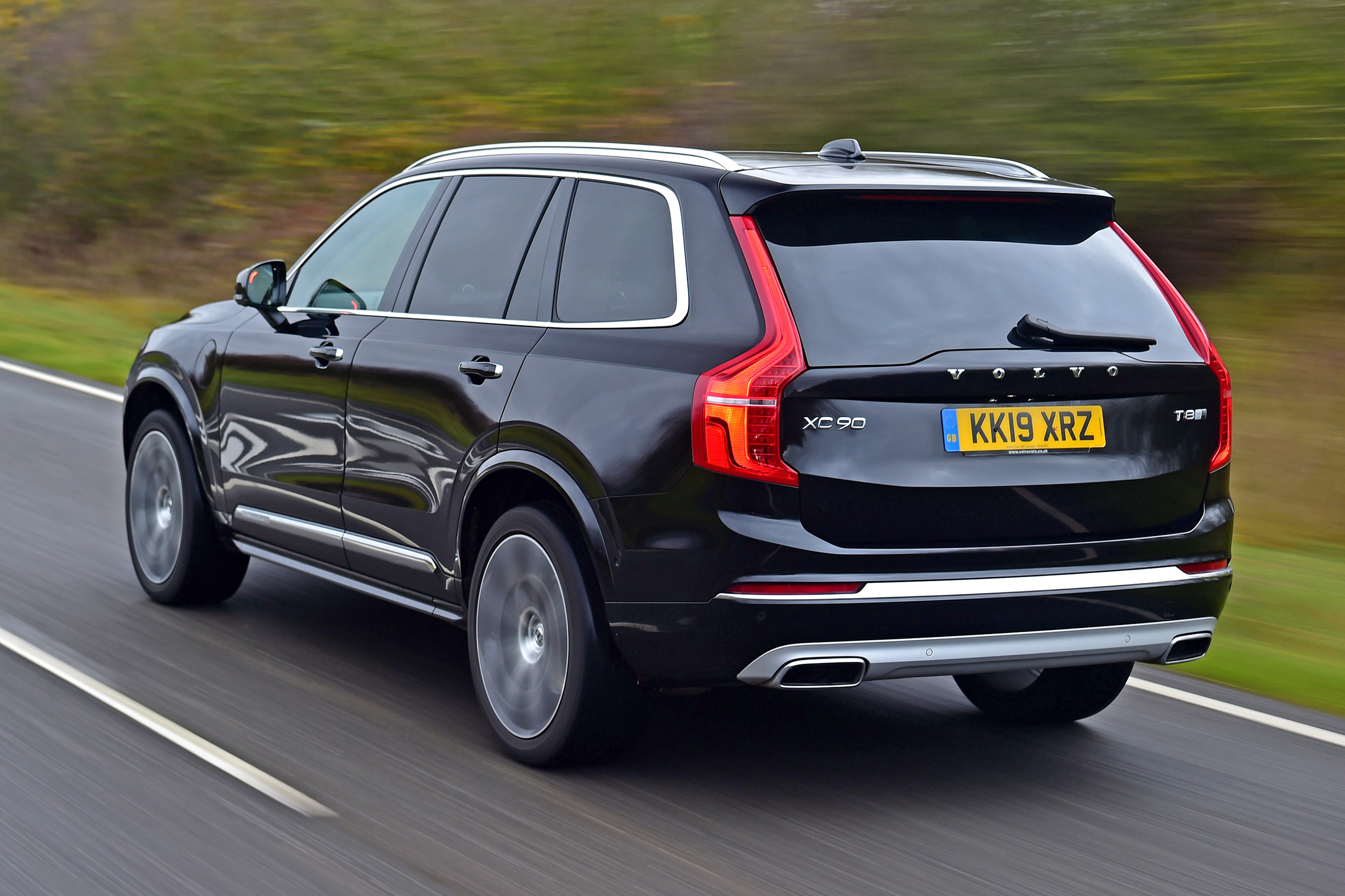 Volvo XC90 - rear