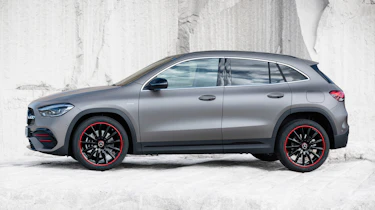 Mercedes GLA - side static