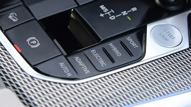 BMW X5 xDrive45e - drive mode