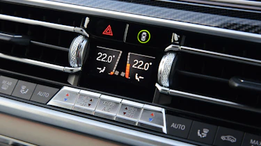 BMW X6 - climate control