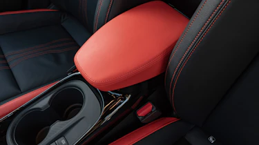 Nissan Juke - interior detail