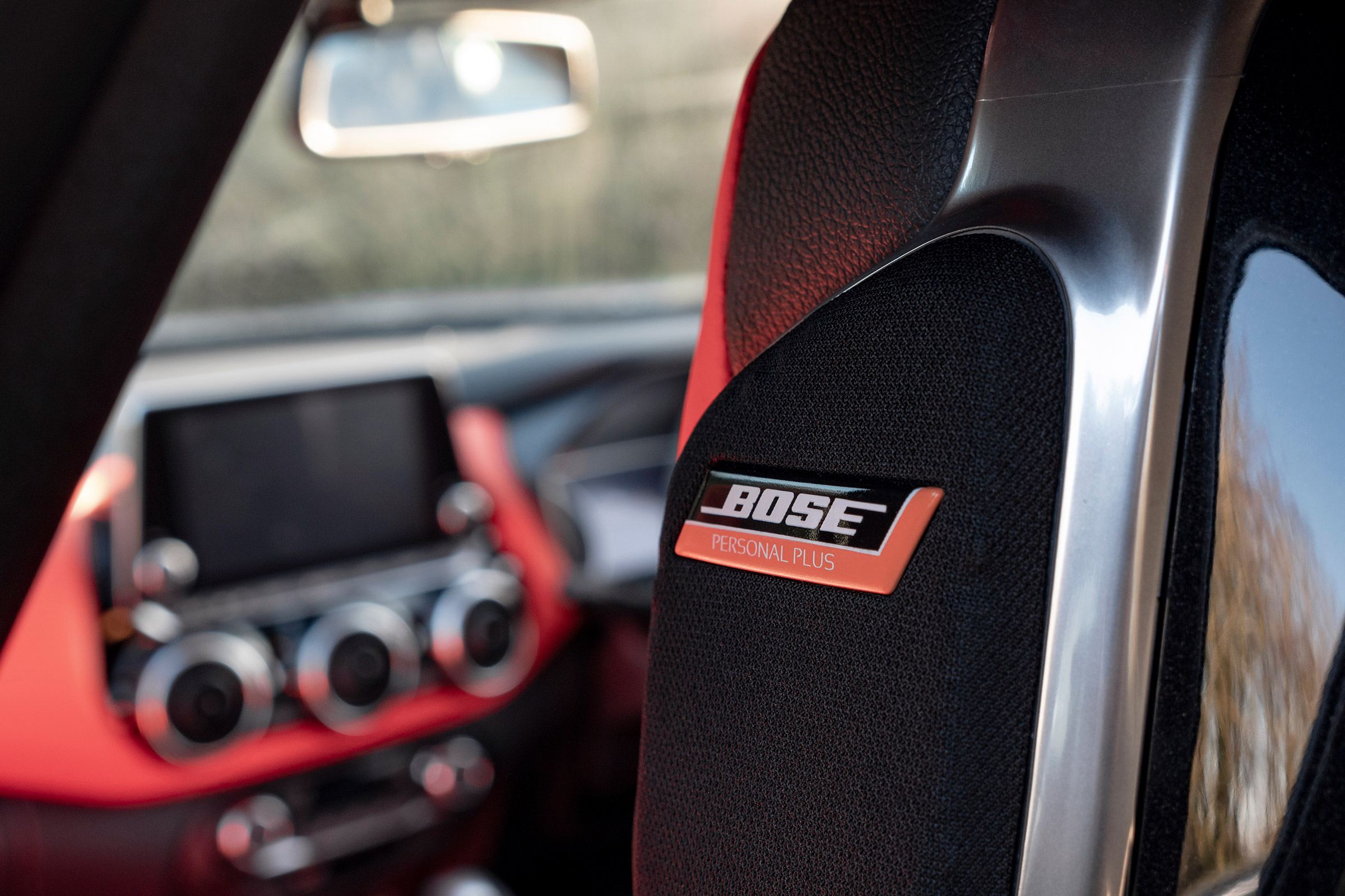Nissan Juke - Bose speaker