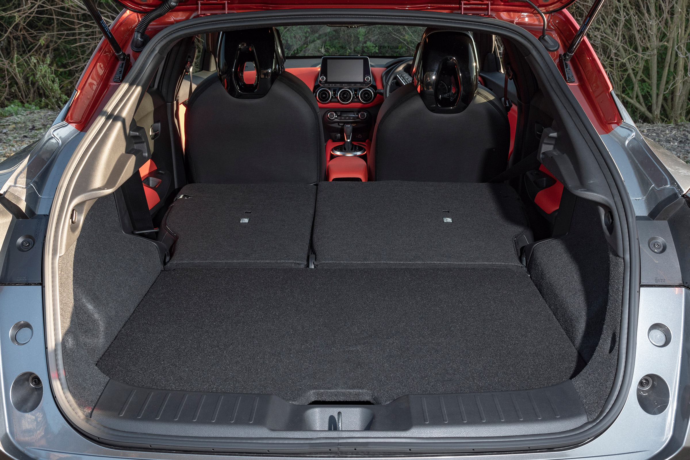 Nissan Juke - boot seats down