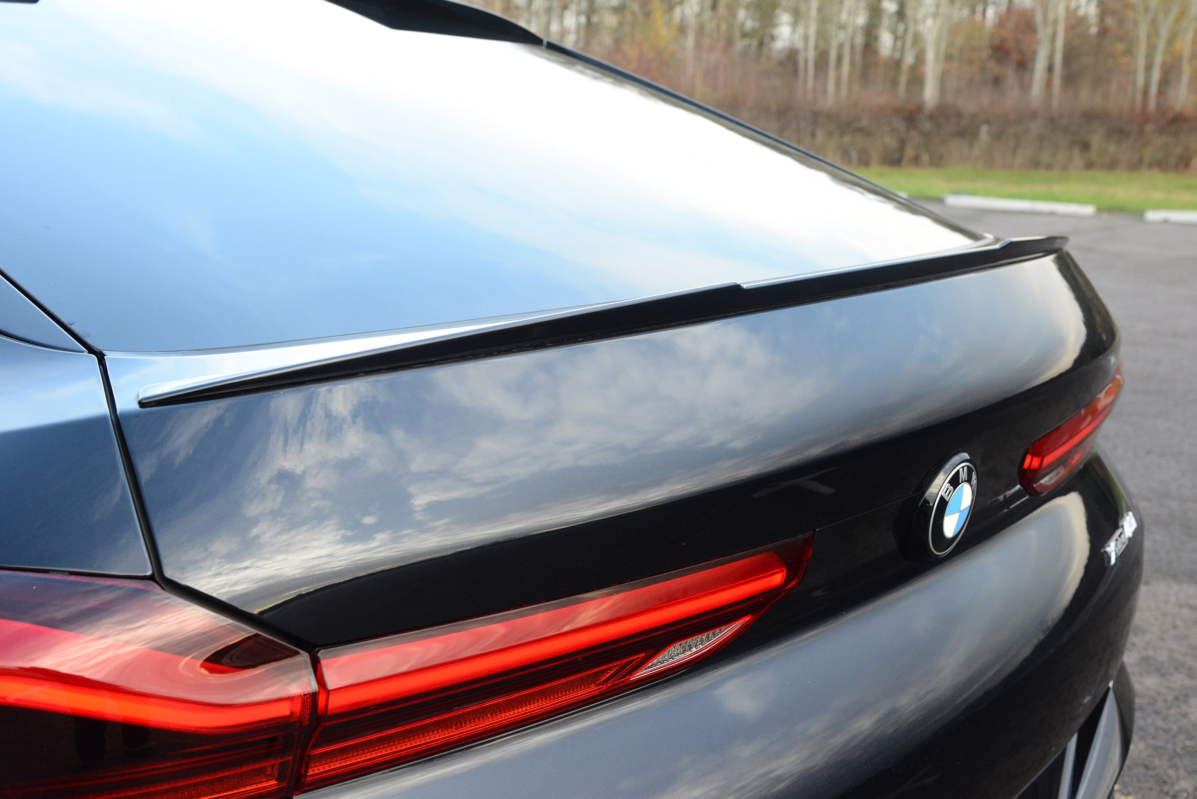 BMW X6 - rear spoiler
