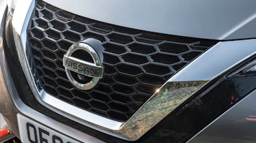 Nissan Juke - grille