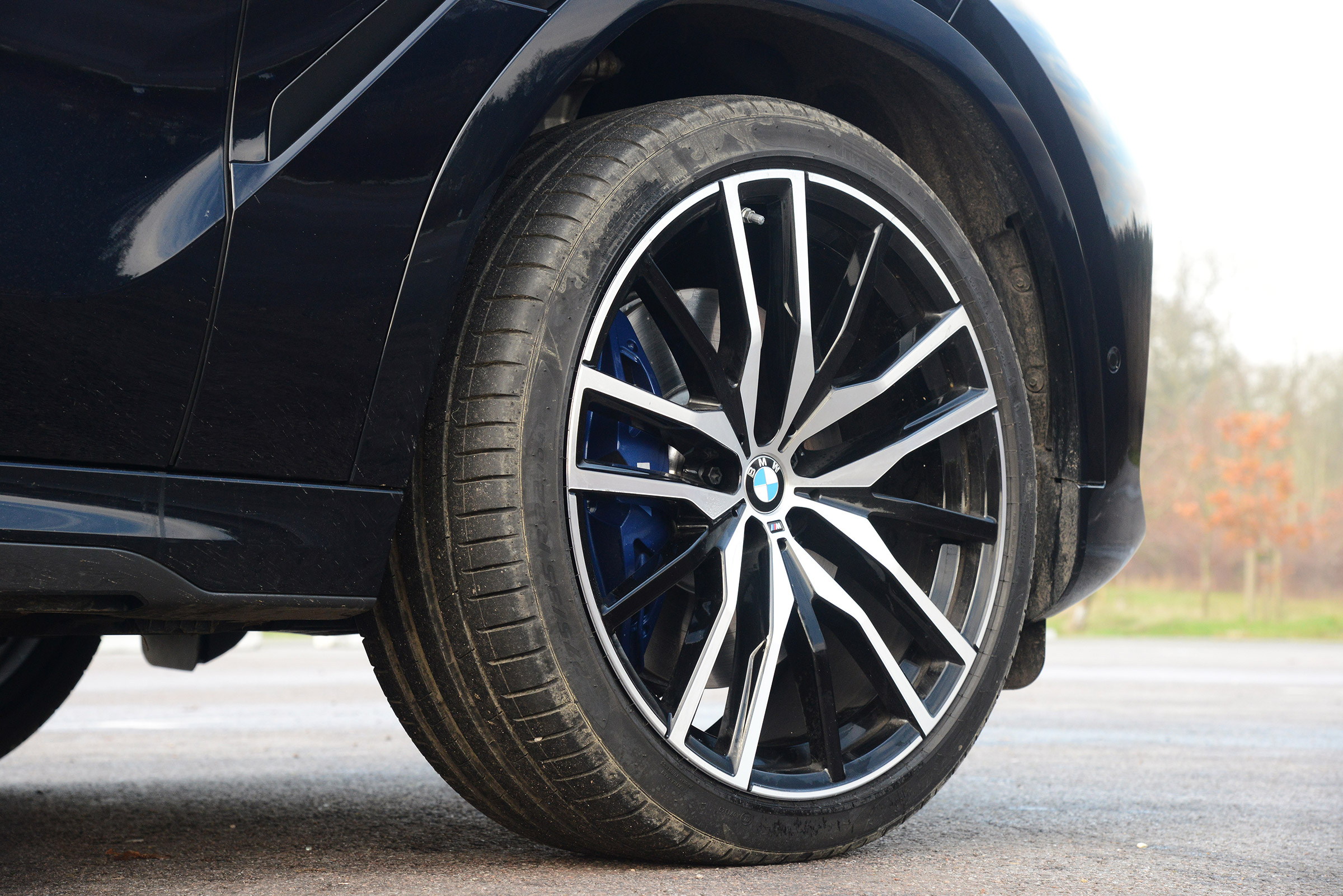 BMW X6 - wheel
