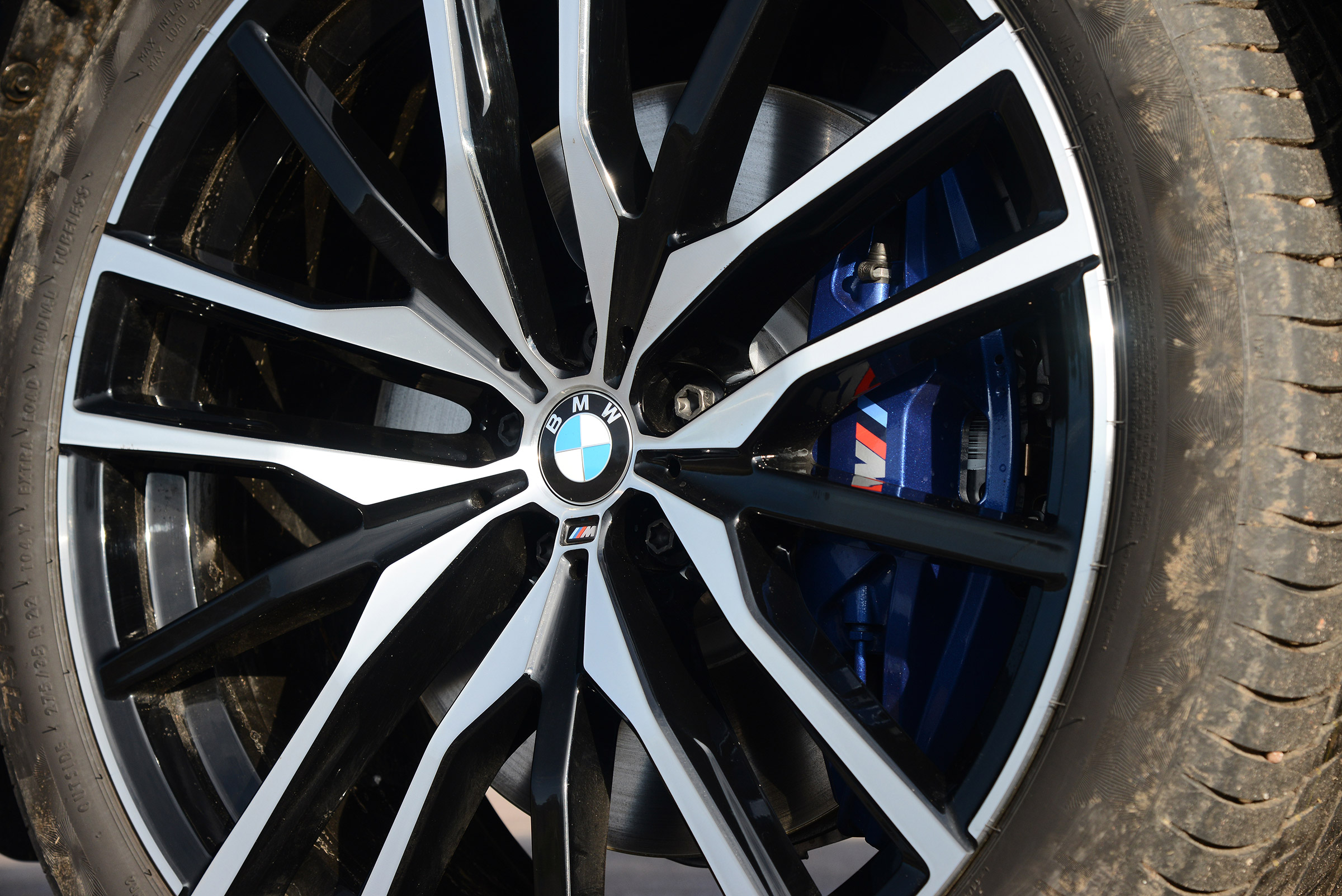 BMW X5 xDrive45e - wheel