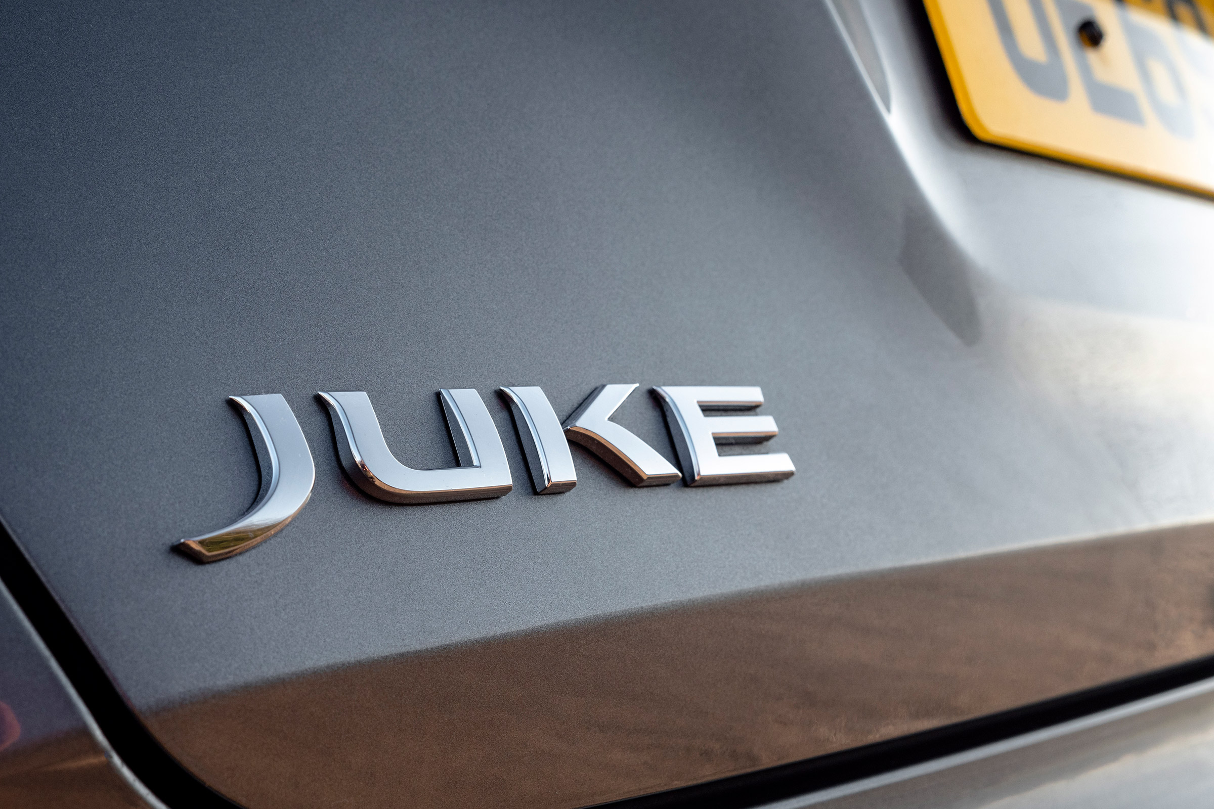 Nissan Juke - Juke badge